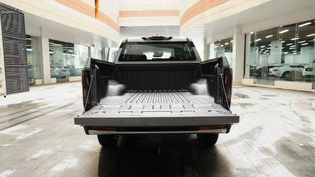 Zhengzhou Nissan Z9 2025 GT 2.3T Automatic Diesel 4WD Comfort Edition Pickup Truck